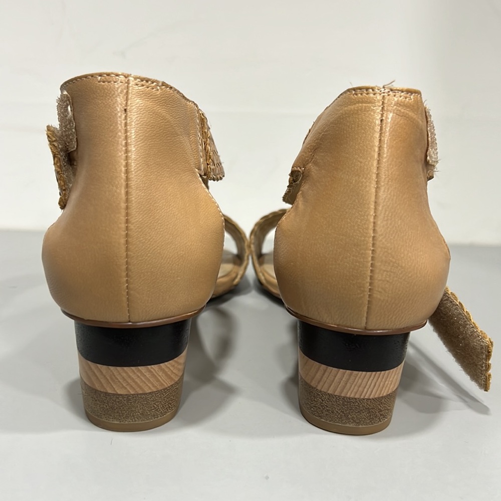 {VAN ELi} Sz 9N Beautiful 1 3/4” Stacked Wood Heel w/Camel Weave Tstrap Shoe - Picture 7 of 11